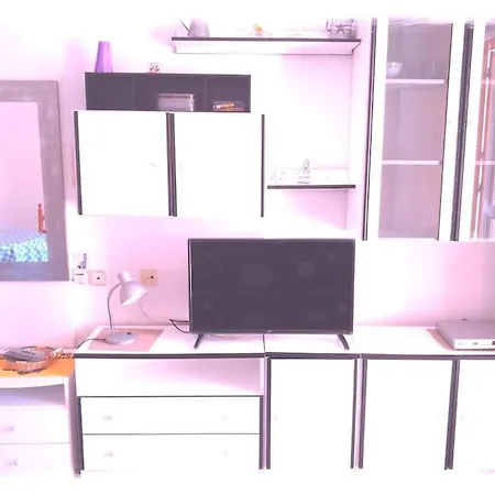 Eden Dos Apartment